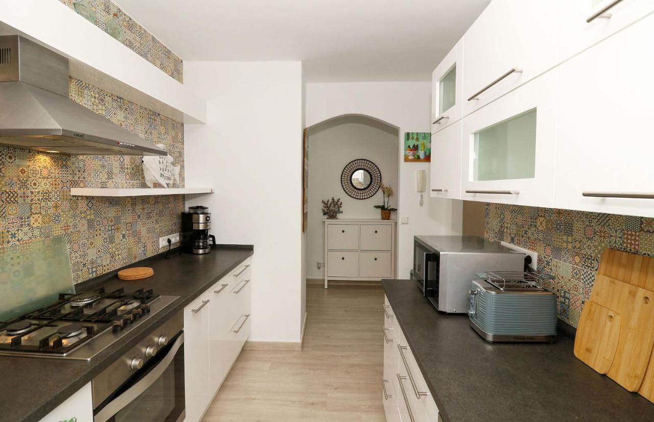 Family Apartment Walking Distance To The Sea And All Amenities Sitio de Calahonda Luaran gambar
