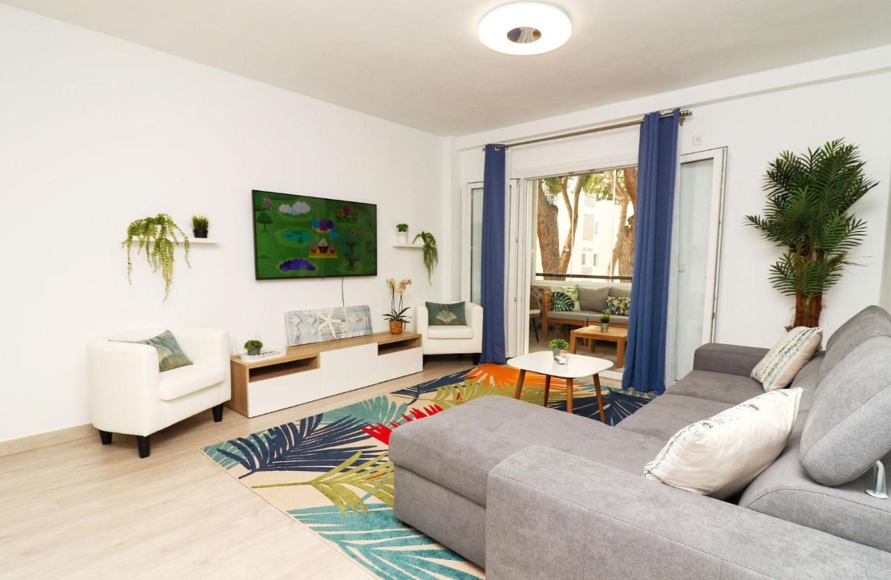 Family Apartment Walking Distance To The Sea And All Amenities Sitio de Calahonda Luaran gambar