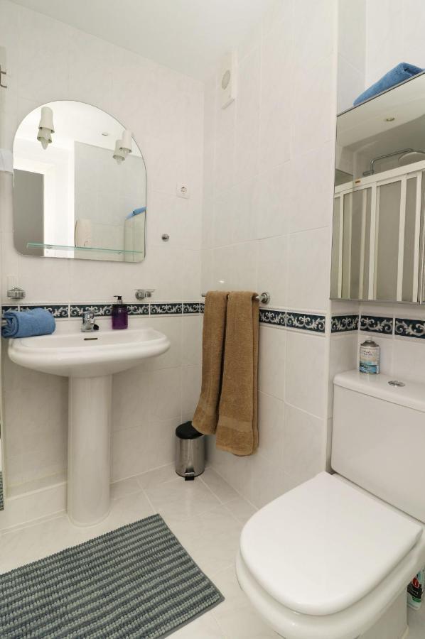 Family Apartment Walking Distance To The Sea And All Amenities Sitio de Calahonda Luaran gambar