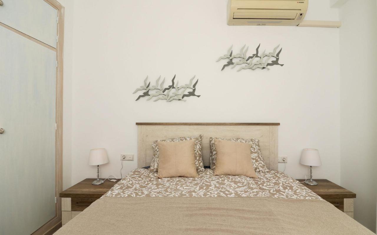 Family Apartment Walking Distance To The Sea And All Amenities Sitio de Calahonda Luaran gambar